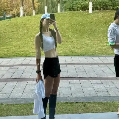 白诚伟
